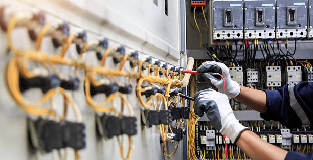 Professional Electrician technician working in Ashburn, GA